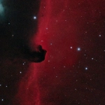 Звездные мотивы в вышивке с космическими узорами принцессы